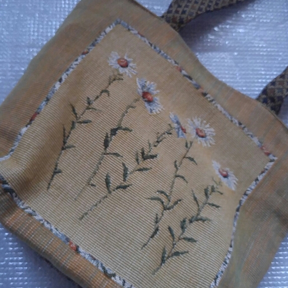 Bag - Picture 2 of 6